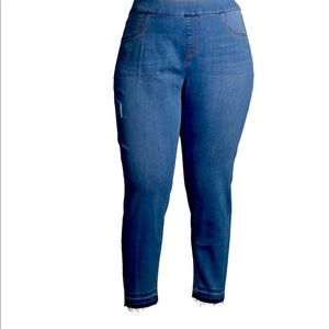 NEW,Terra&Sky Plus Size Denim Pull-On Skinny Jeans